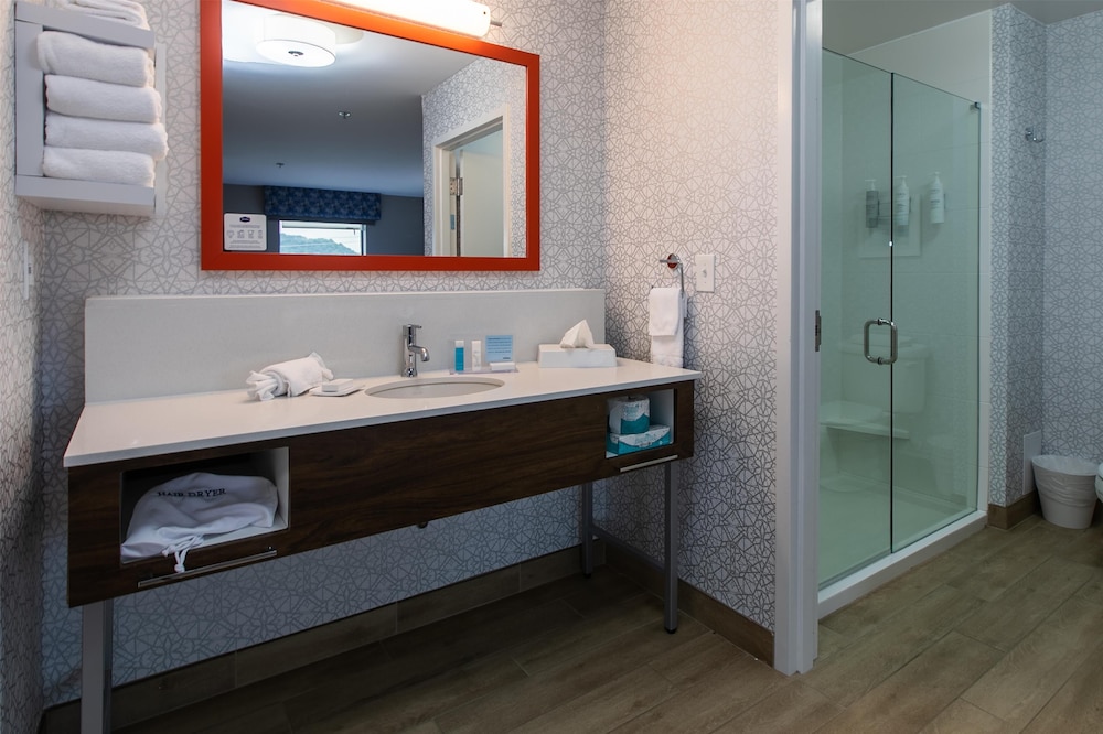 Hampton Inn & Suites Wilder - photo 31