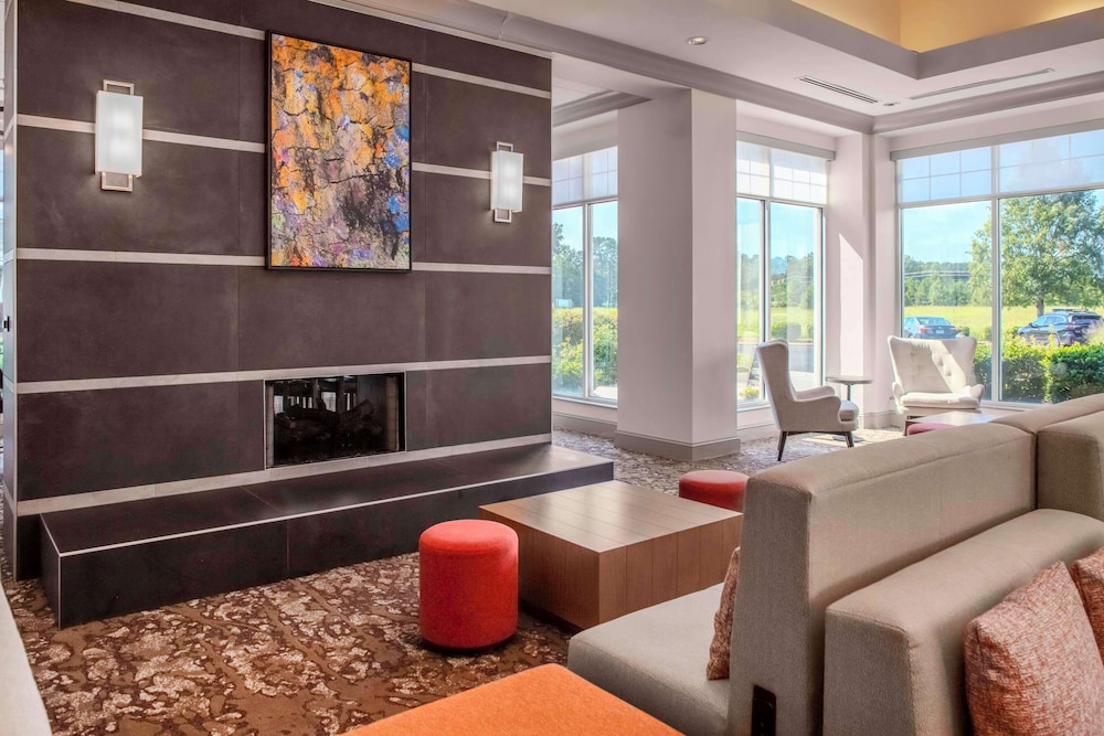 Hilton Garden Inn Roanoke Rapids - photo 3