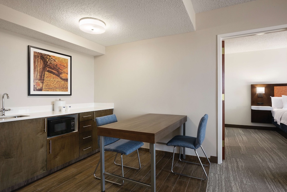 Hampton Inn & Suites Dallas Mesquite - photo 21