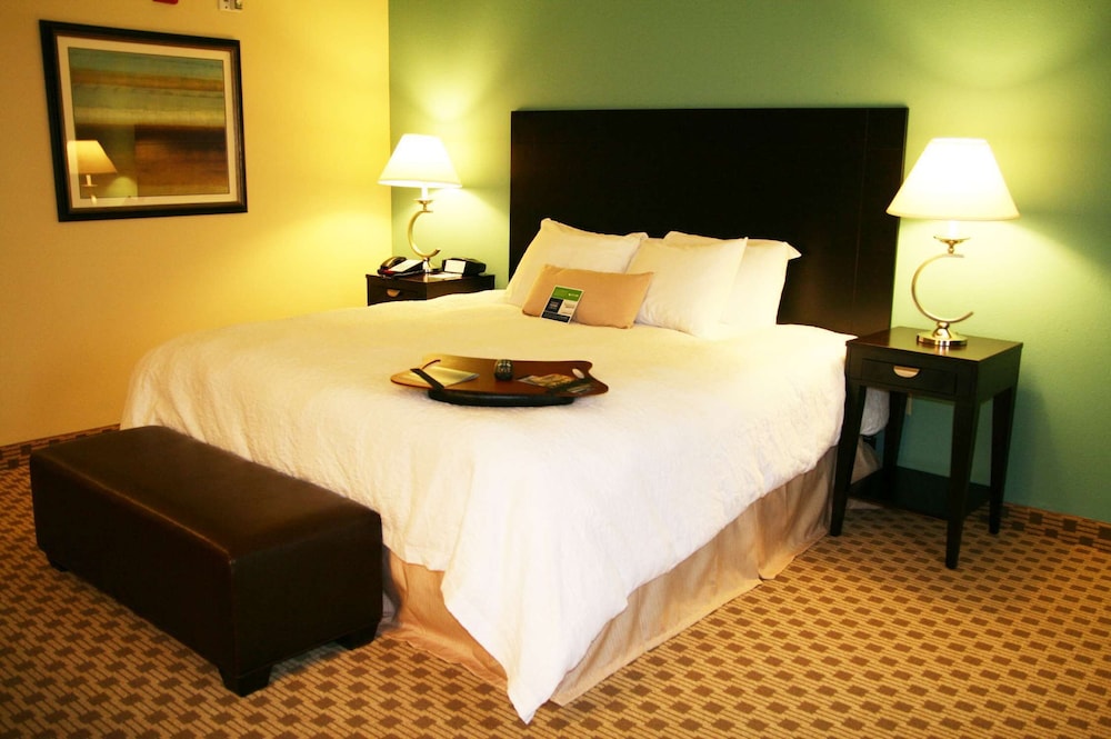 Hampton Inn Orange - photo 9