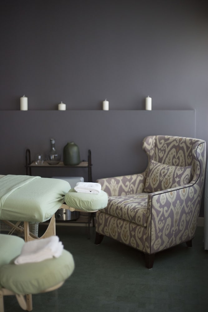Seaglass Inn & Spa - photo 25