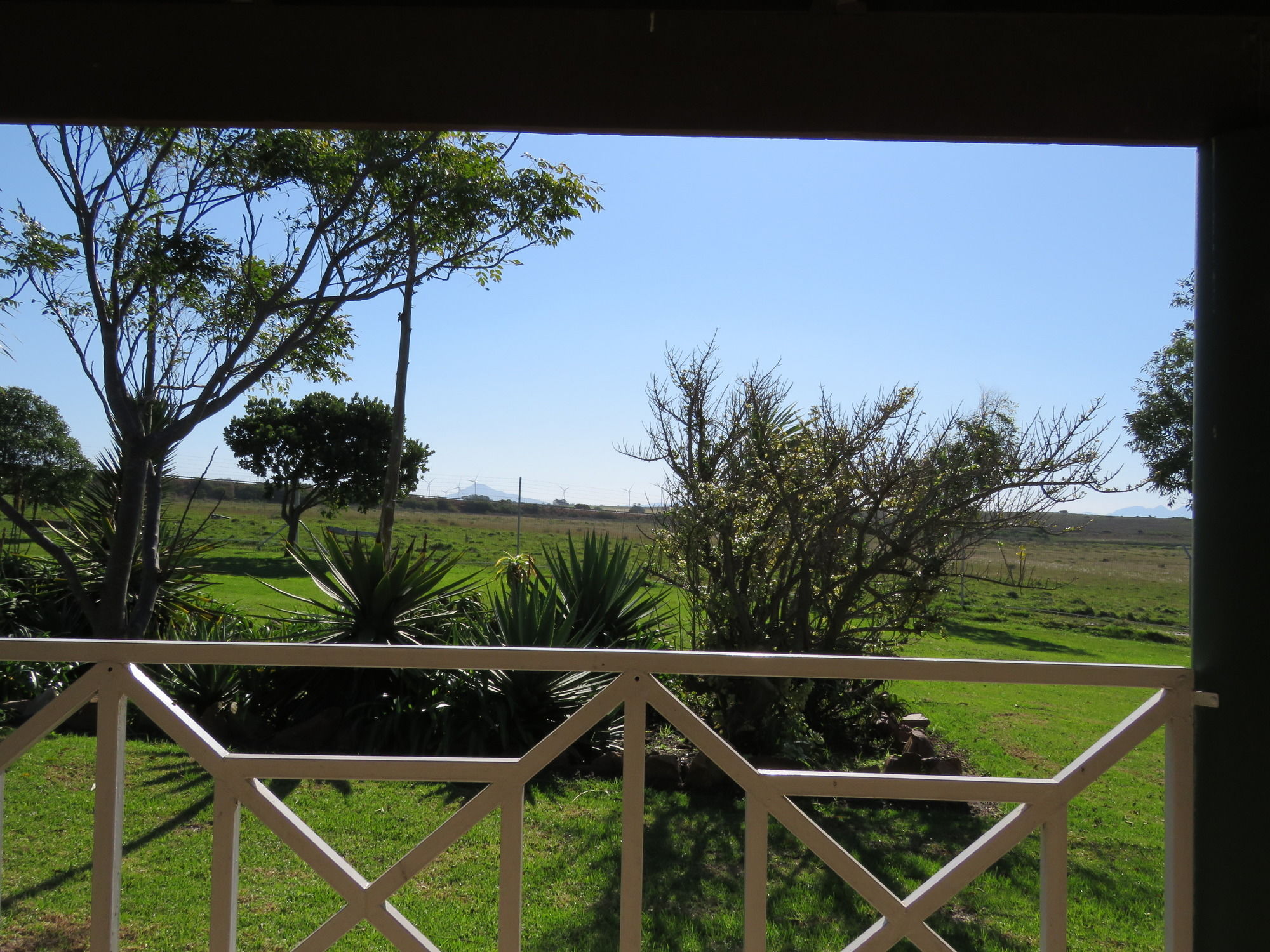 Mentors Country Estate