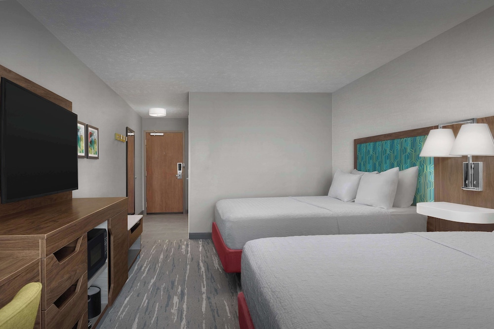 Hampton Inn Waterloo Cedar Valley - photo 8