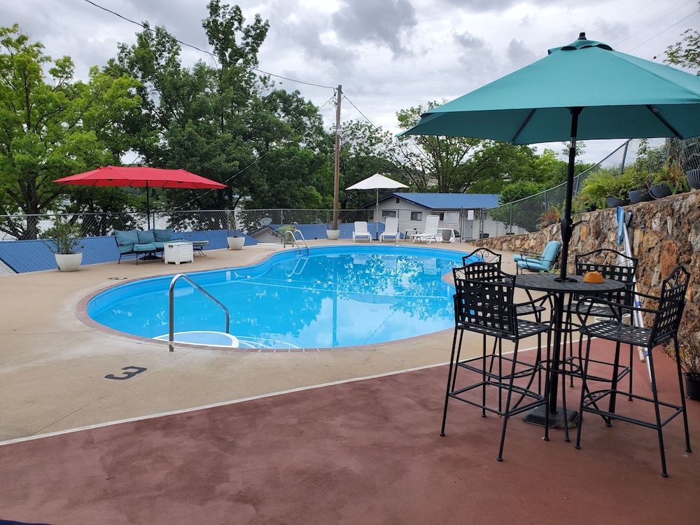 Lake Breeze Resort - photo 114
