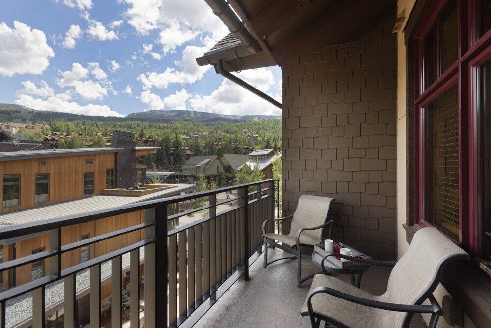Luxury Ski in Ski out 2 Bedroom Colorado Resort Vacation Rental in the Heart of Snowmass Base Village - photo 41