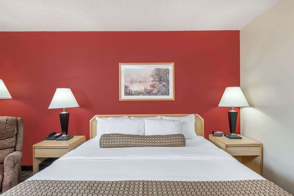 Days Inn by Wyndham Gillette - photo 7