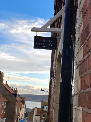Tunny Cottage in Old Town Scarborough — 4-Star Luxury Hotel in Scarborough, United Kingdom