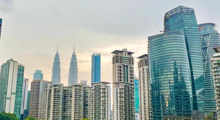Crystal Suite at Eaton KLCC — 4-Star Luxury Hotel in Kuala Lumpur, Malaysia