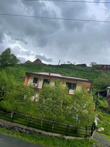 Hotel Shibi - carbon neutral hotel in Step'antsminda