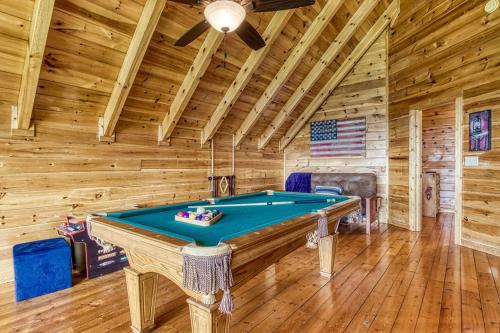 A View From Above Spacious Smoky Mountain Getaway Perfect for Families & Groups - photo 25