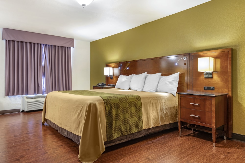 Rose City Inn & Suites - photo 21