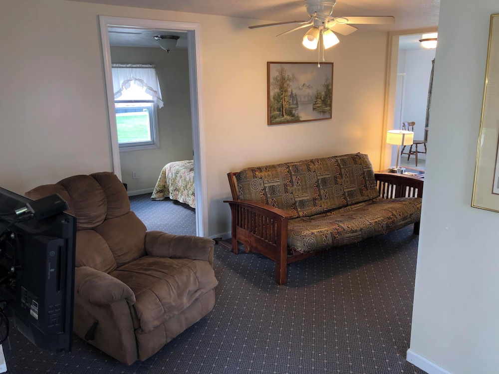 Plantation Motel - photo 64