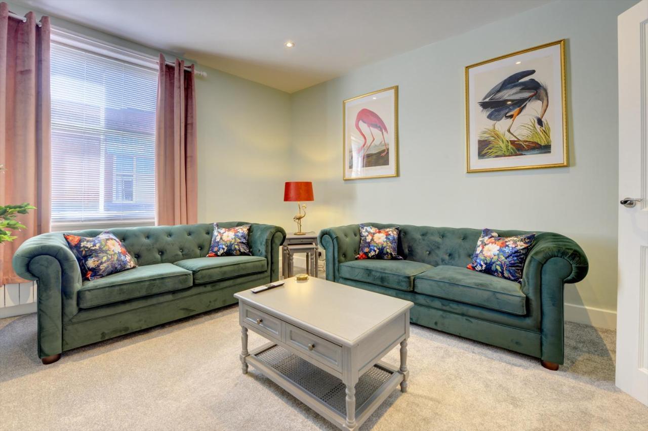 The Nook A modern 2 bedroom loft with parking