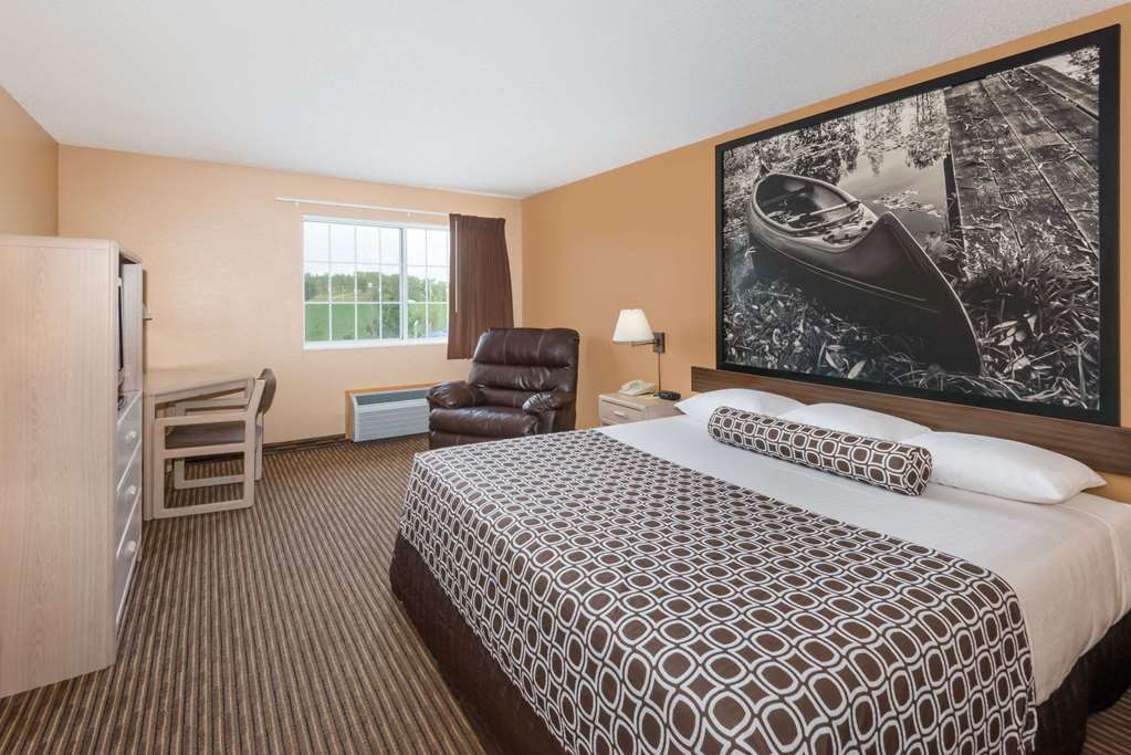 Super 8 by Wyndham Fort Dodge IA - photo 13