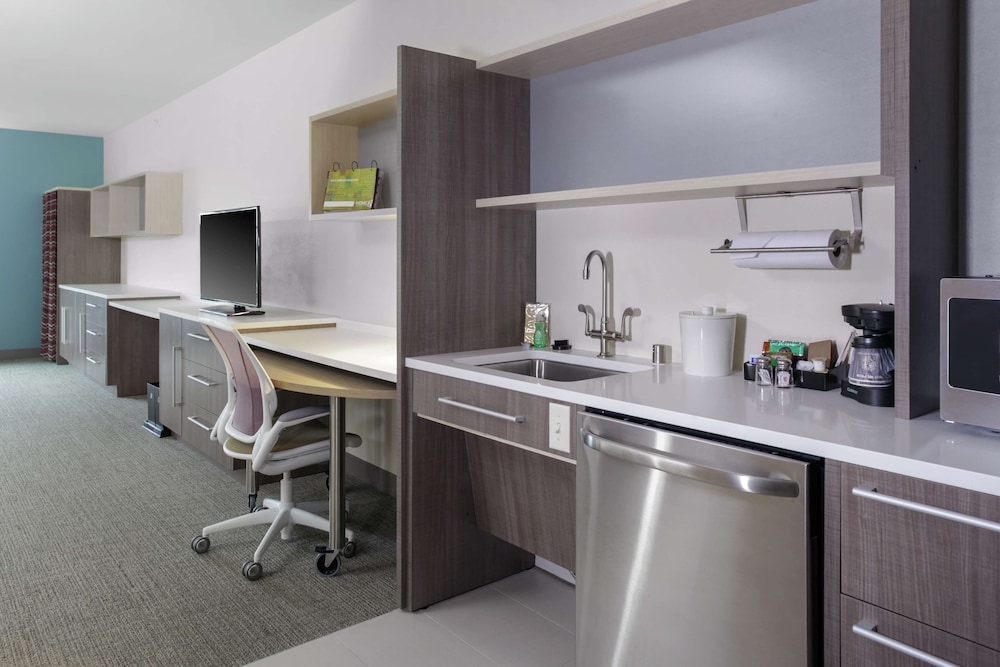 Home2 Suites by Hilton Fort Collins - photo 13