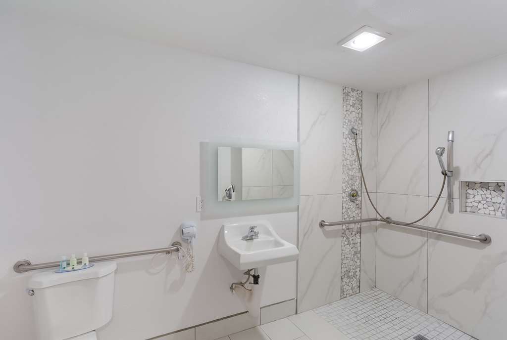 Quality Inn Redding near I 5 - photo 13