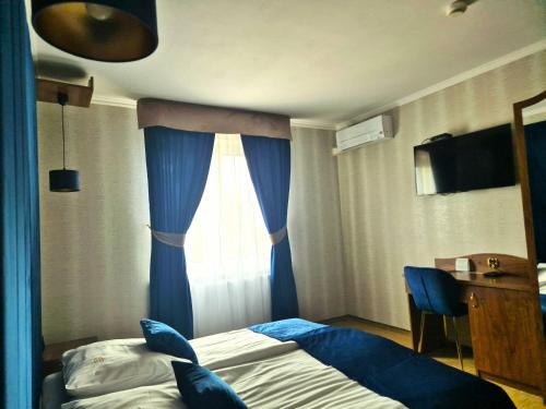 Dworek Nad Stawem & Łaźnia Piwna — hotel in Ostrow Mazowiecka