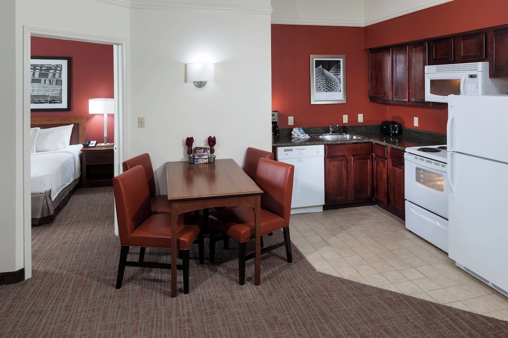 Residence Inn by Marriott Fort Worth Cultural District - photo 14