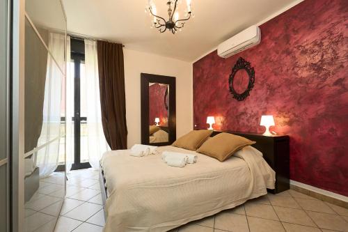 Humanitas House 20 Minutes from DUOMO Navigli — 4-Star Luxury Hotel in Milan, Italy
