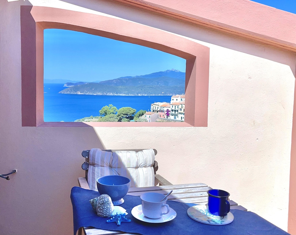 Villa Soprana — 4-Star Luxury Hotel in Capoliveri, Italy