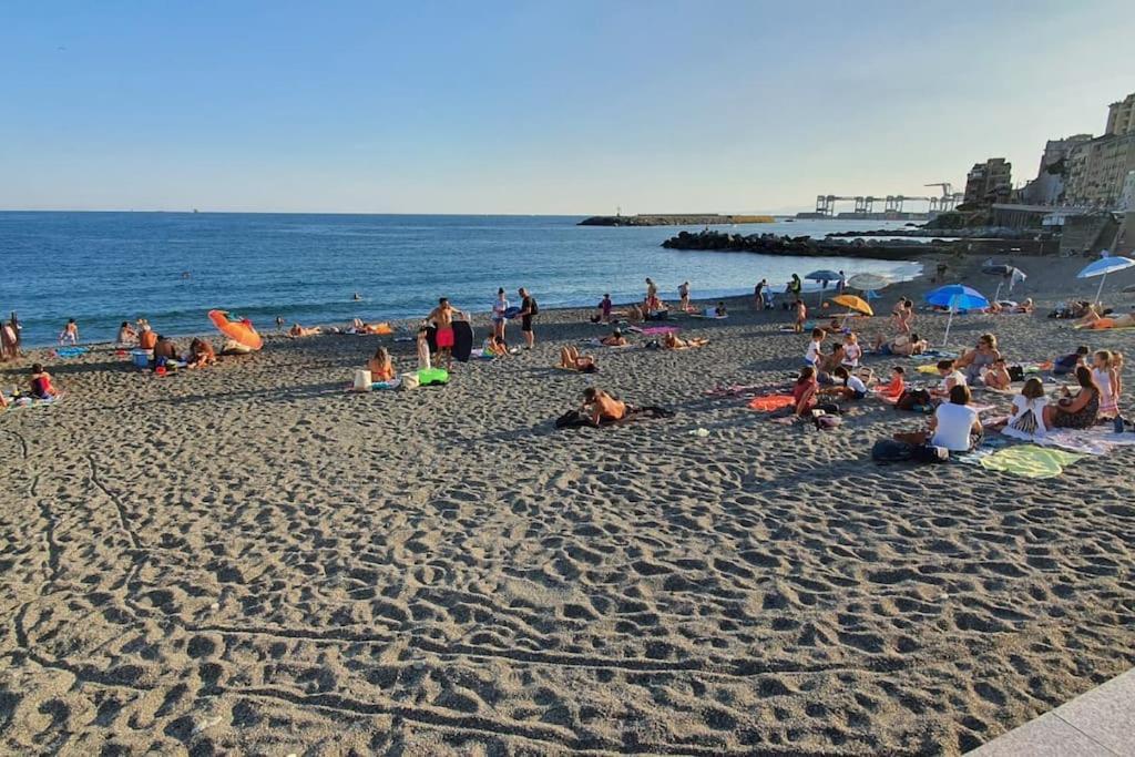 Intero appartamento situato a 30 metri dal mare 5 — 4-Star Luxury Hotel in Genoa, Italy