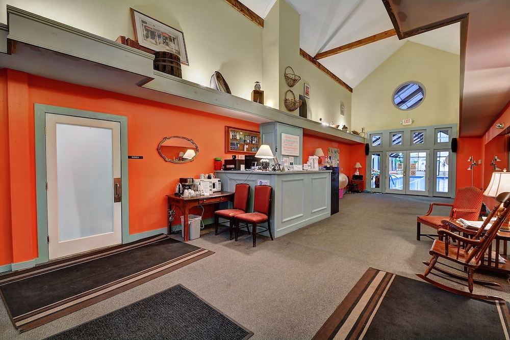 Colonial Motel And Spa - photo 28