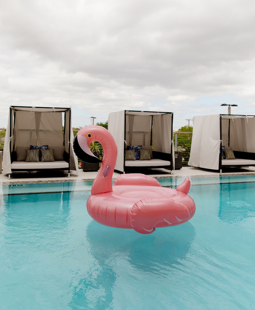 AC Hotel by Marriott Miami Dadeland - photo 32