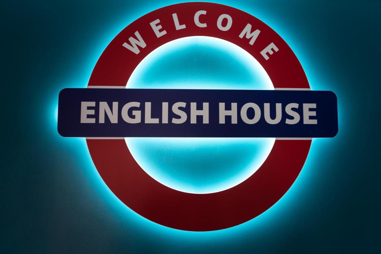 English House — 5-Star Luxury Hotel in Bistrita, Romania