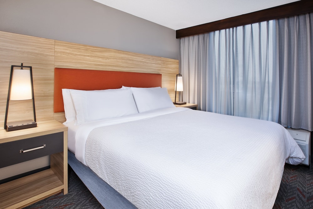 Candlewood Suites Cincinnati Northeast Mason by IHG - photo 10