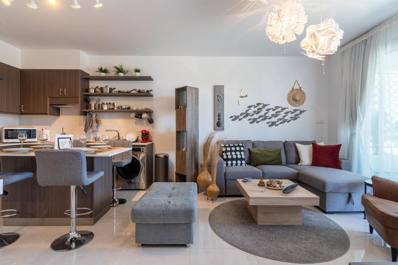 Lemon Tree 1 Br Apt in Livadia