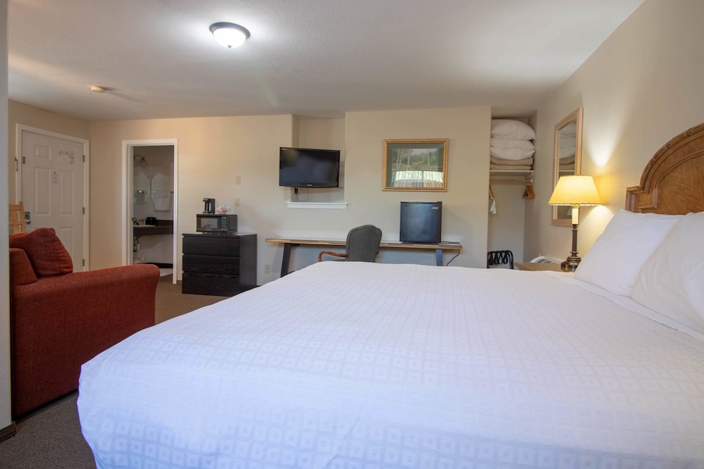 Wildlife Inn - photo 21