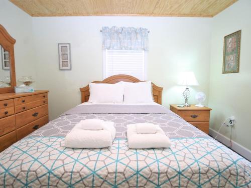 E Huron 401 - photo 10
