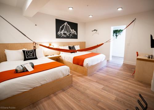 LOGE Leavenworth Downtown - photo 22