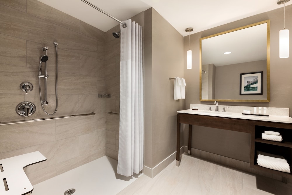 Embassy Suites by Hilton Wilmington Riverfront - photo 21