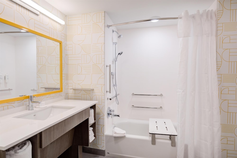 Home2 Suites by Hilton Smithfield Selma - photo 34