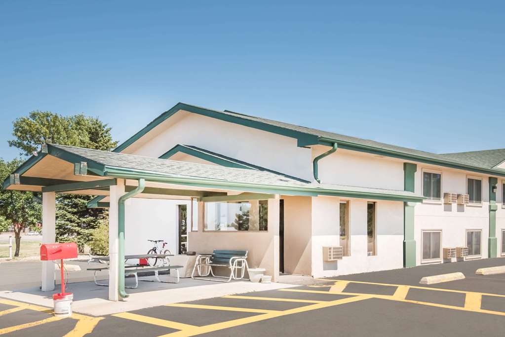 Super 8 by Wyndham Miller - photo 4