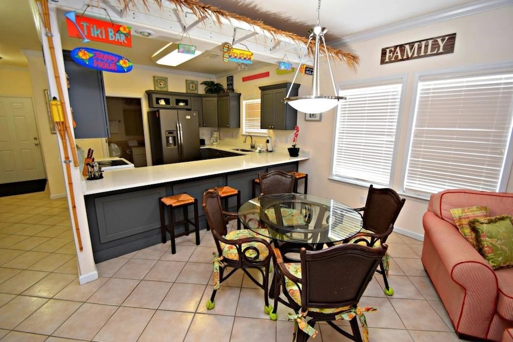 Spinnaker Pointe 1B by RedAwning - photo 11