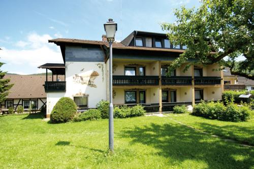 Hotel Restaurant Zum Deutschen Haus — Glashutten