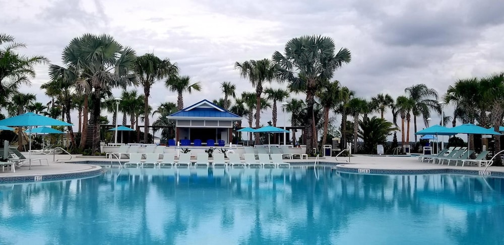 Orlando Getaway: Near Disney Pool Resort - photo 23