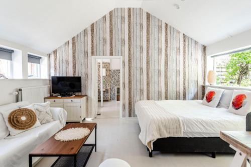 Hippie Beach — 4-Star Luxury Hotel in Zandvoort, Netherlands