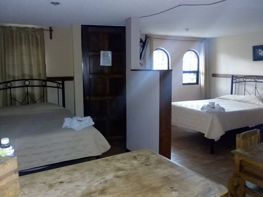 Villas Hotel Tonatzintla — hotel in San Andres Cholula