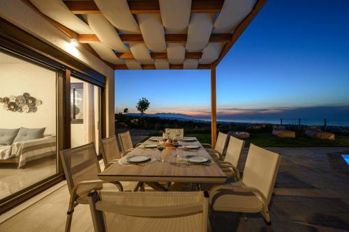 Jason Panorama Villa 2 — 4-Star Luxury Hotel in Panormos, Greece