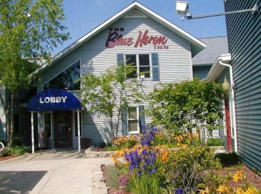 The Blue Heron Inn - carbon neutral hotel in La Porte