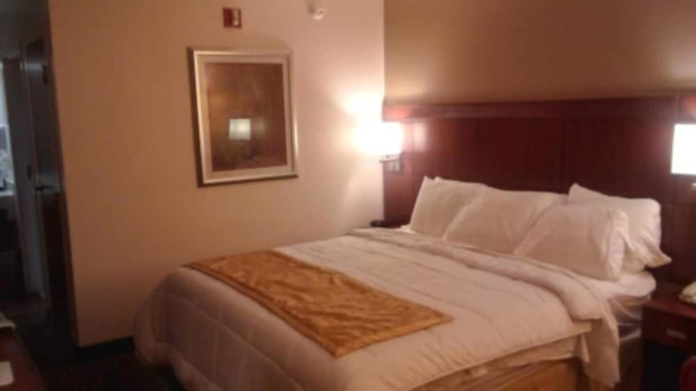 Nations Inn West Jefferson - photo 16