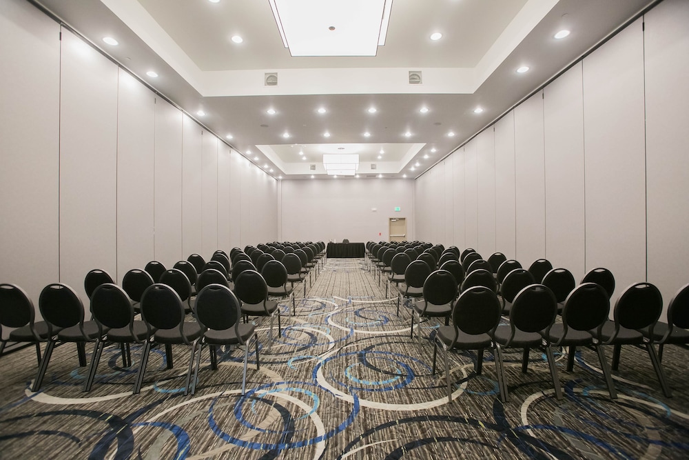 Holiday Inn Longview North by IHG - photo 45