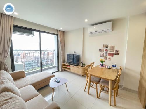 It Dust Homestay 2 The Wooden Apartment — 4-Star Luxury Hotel in Hanoi, Vietnam