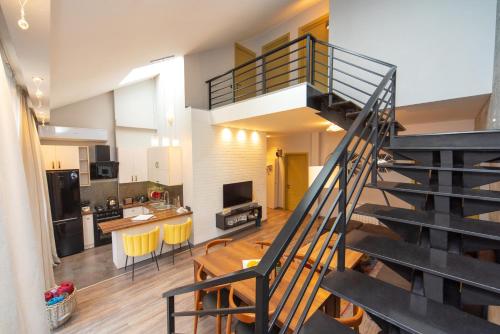 Luxury 4 bedroom apartment #1 in the city center of tbilisi