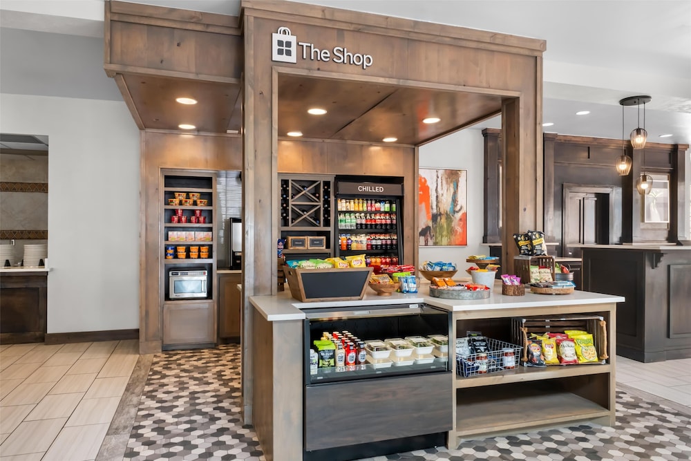 Hilton Garden Inn Amarillo - photo 51