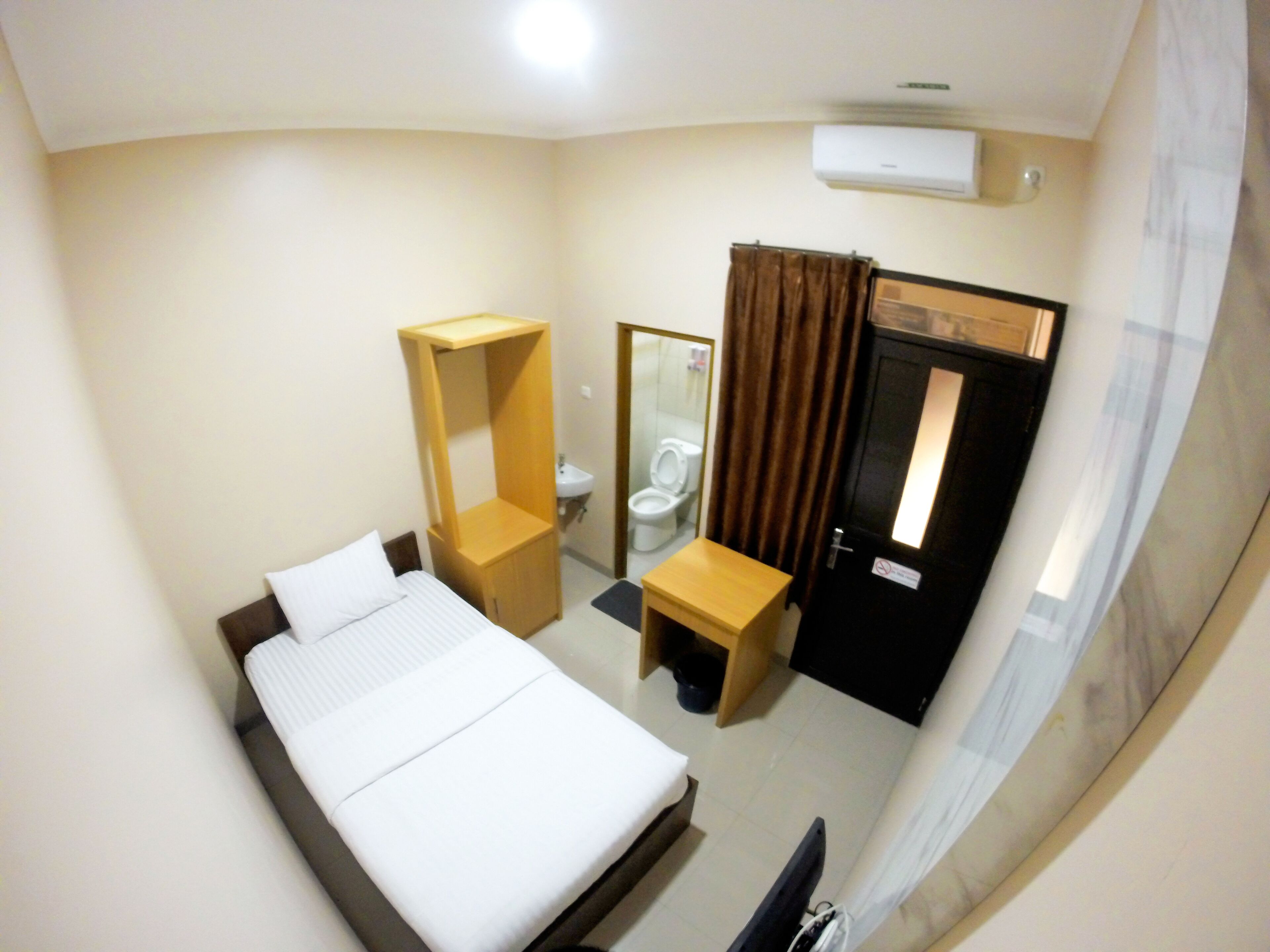 RedDoorz Syariah near Exit Toll Subang in Subang, Indonesia