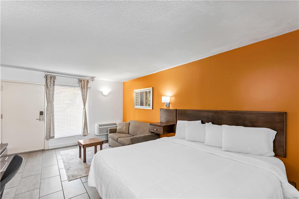 Americas Best Value Inn & Suites Williamstown - photo 29
